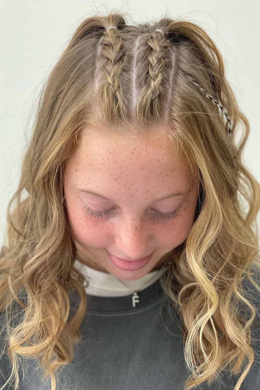 15-stunning-homecoming-hairstyles-hairaide